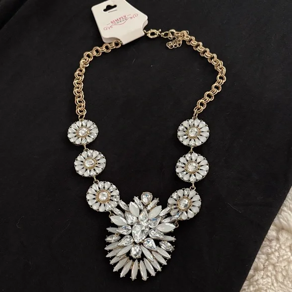 Elegant Gold and Silver Statement Necklace - Picture 1 of 2